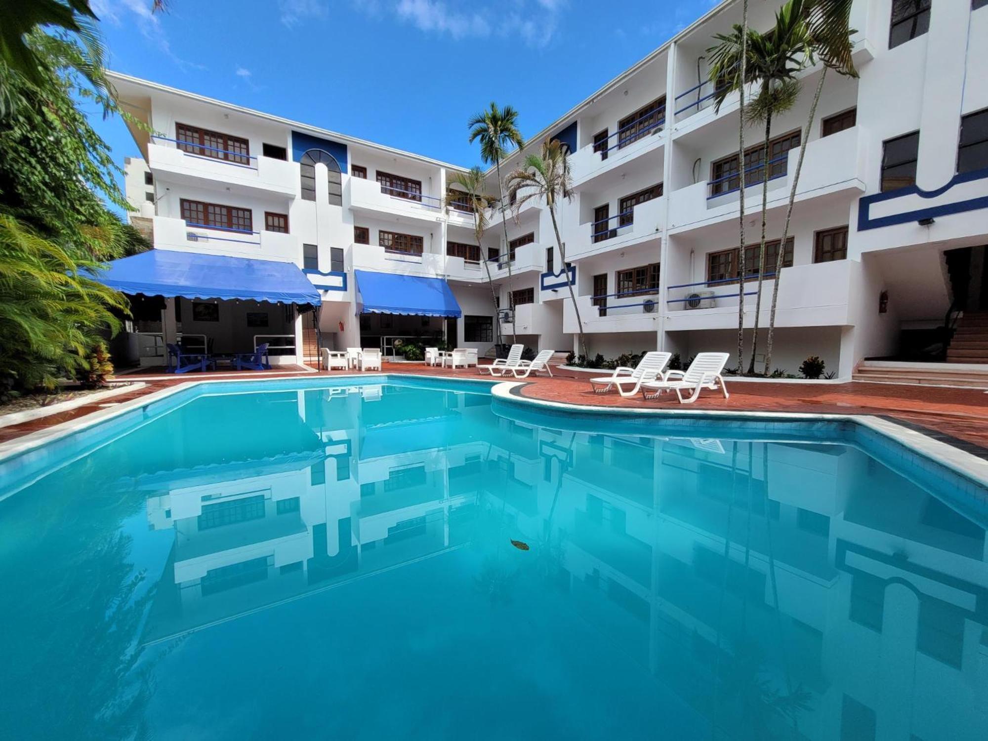 Calypso Beach Hotel By The Urbn House Santo Domingo Airport ボカ・チカ エクステリア 写真